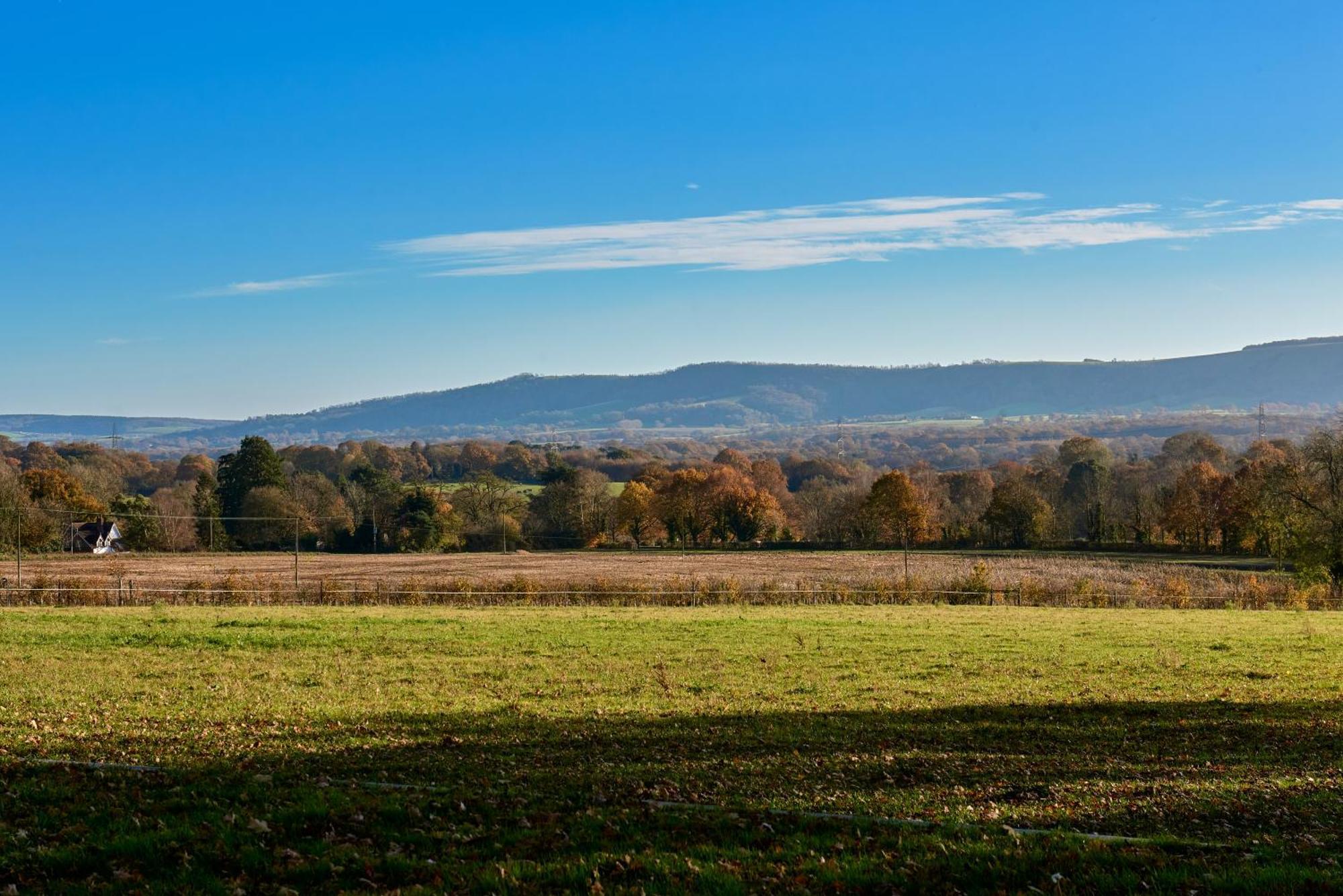 Stunning Cabin With Incredible Views Near Goodwood Rogate Extérieur photo